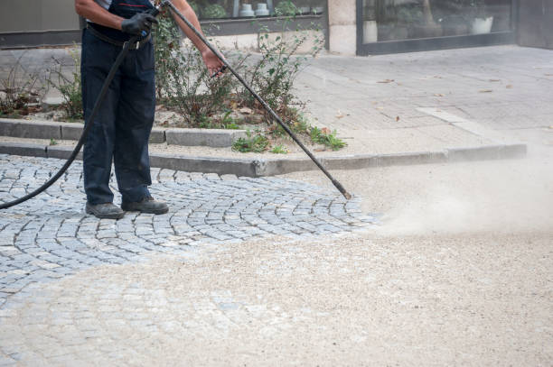 Best Building Exterior Pressure Washing in Uvalde, TX
